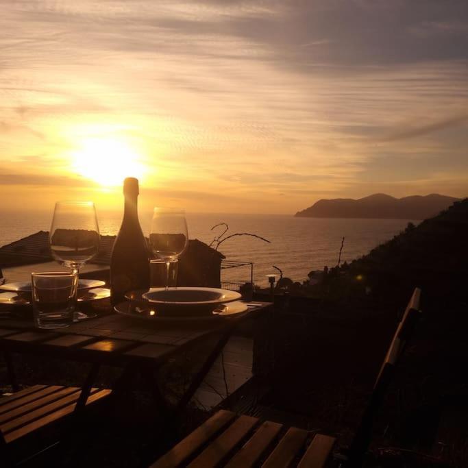 Sunset Manarola Apartment Екстериор снимка